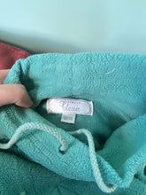 Load image into Gallery viewer, PRE-LOVED - Duck Flowers Fleece - Green