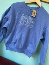 Load image into Gallery viewer, PRE-LOVED ‘dog club’ cropped sweatshirt
