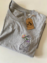 Load image into Gallery viewer, Outline Bunch Boxer T-Shirt - Grey - M