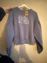 Load image into Gallery viewer, PRE-LOVED ‘dog club’ cropped sweatshirt