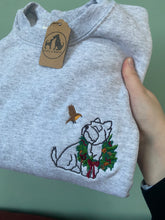 Load image into Gallery viewer, OUTLINE STYLE - Christmas Wreath Dogs Sweatshirt - various breeds- Embroidered winter sweater for dog lovers