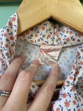 Load image into Gallery viewer, PRE-LOVED - Sighthound Blouse - floral beige