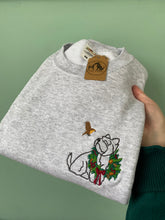 Load image into Gallery viewer, Westie Wreath Sweatshirt - Grey - XL