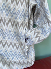 Load image into Gallery viewer, PRE-LOVED - Full Colour Puppy Flowers Fleece - zig zag pattern