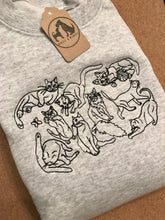Load image into Gallery viewer, Embroidered Cats Sweatshirt - The perfect gift for cat lovers & owners