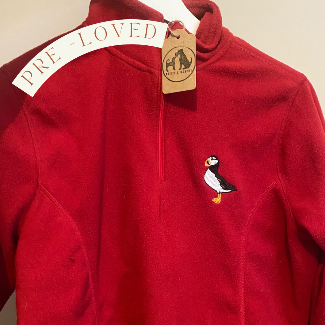 PRE-LOVED ‘puffin’ red thin fleece