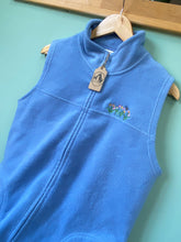 Load image into Gallery viewer, PRE-LOVED - Tulips Bee Fleece Gilet - Blue
