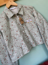 Load image into Gallery viewer, PRE-LOVED - Duck Floral Cropped Shirt

