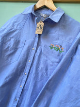 Load image into Gallery viewer, PRE-LOVED - Tulips Bee Shirt - Blue
