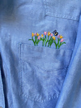 Load image into Gallery viewer, PRE-LOVED - Tulips Bee Shirt - Blue
