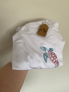 Turtle T-Shirt - White / L