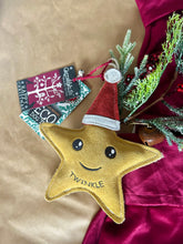 Load image into Gallery viewer, Twinkle the Star - Eco Dog Toy for Christmas
