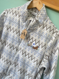 PRE-LOVED - Full Colour Puppy Flowers Fleece - zig zag pattern