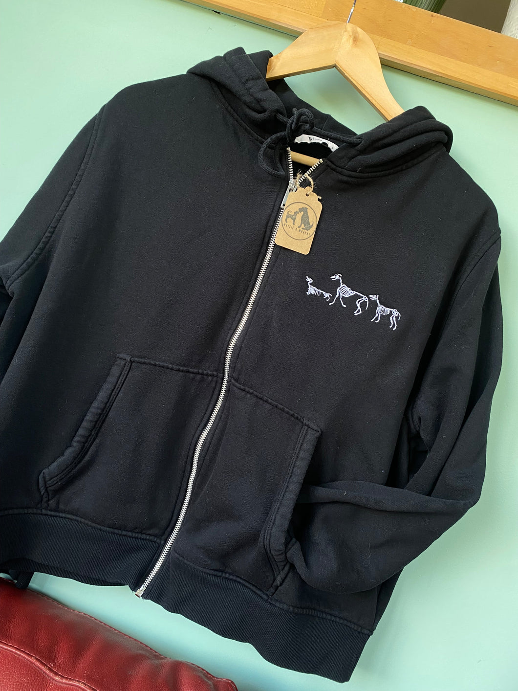 PRE-LOVED - Dog Skeleton Hoodie- black